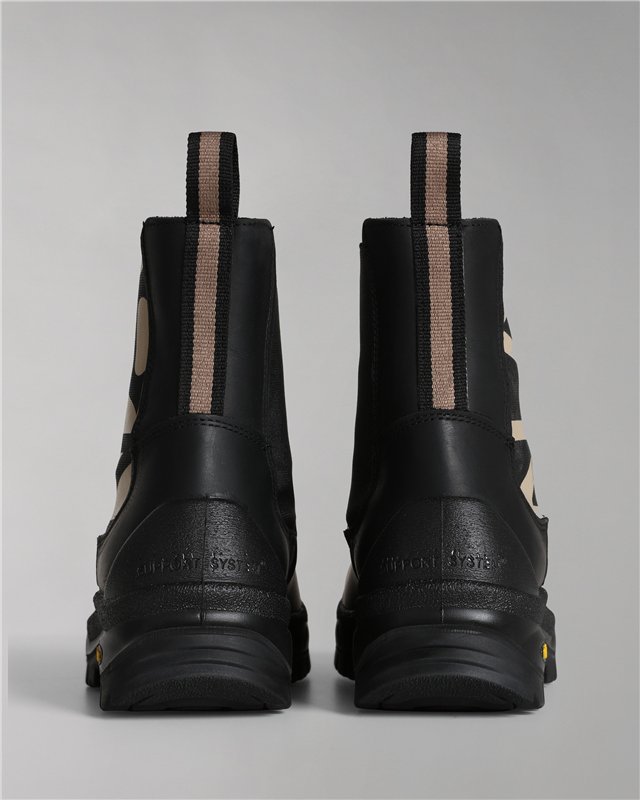 Crest Leather Boots