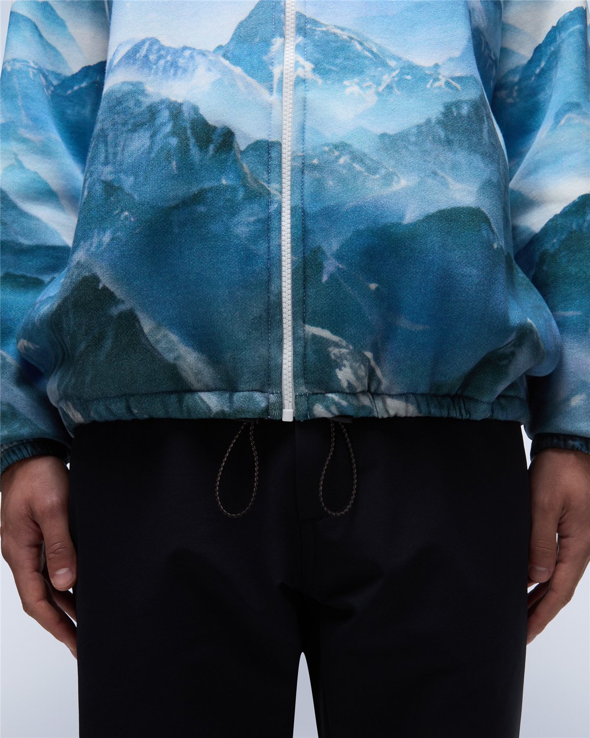 Dunnern Full-Zip Sweatshirt