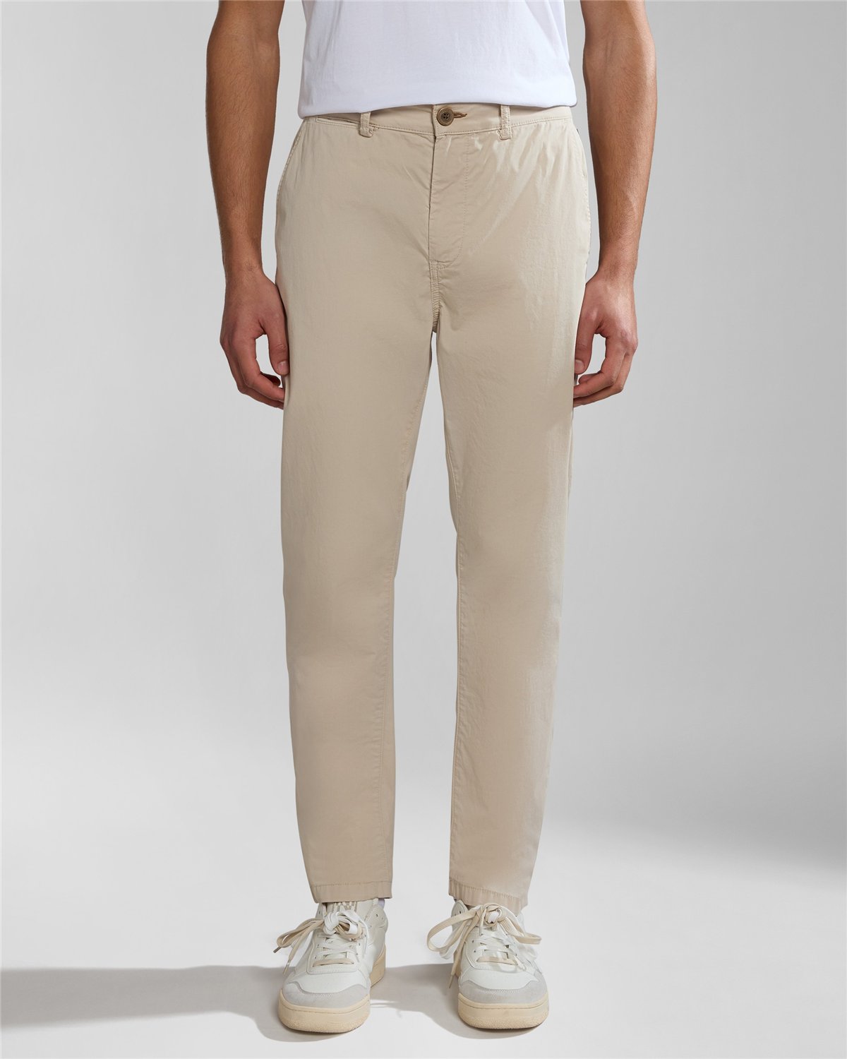 Puyo Lightweight Chino Trousers