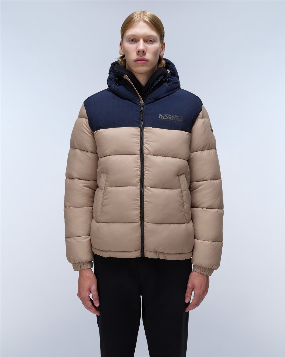 Hornelen Short Jacket