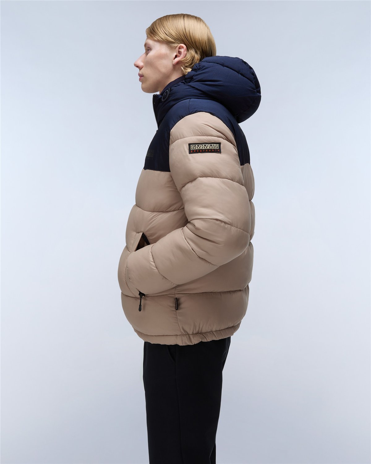 Hornelen Short Jacket
