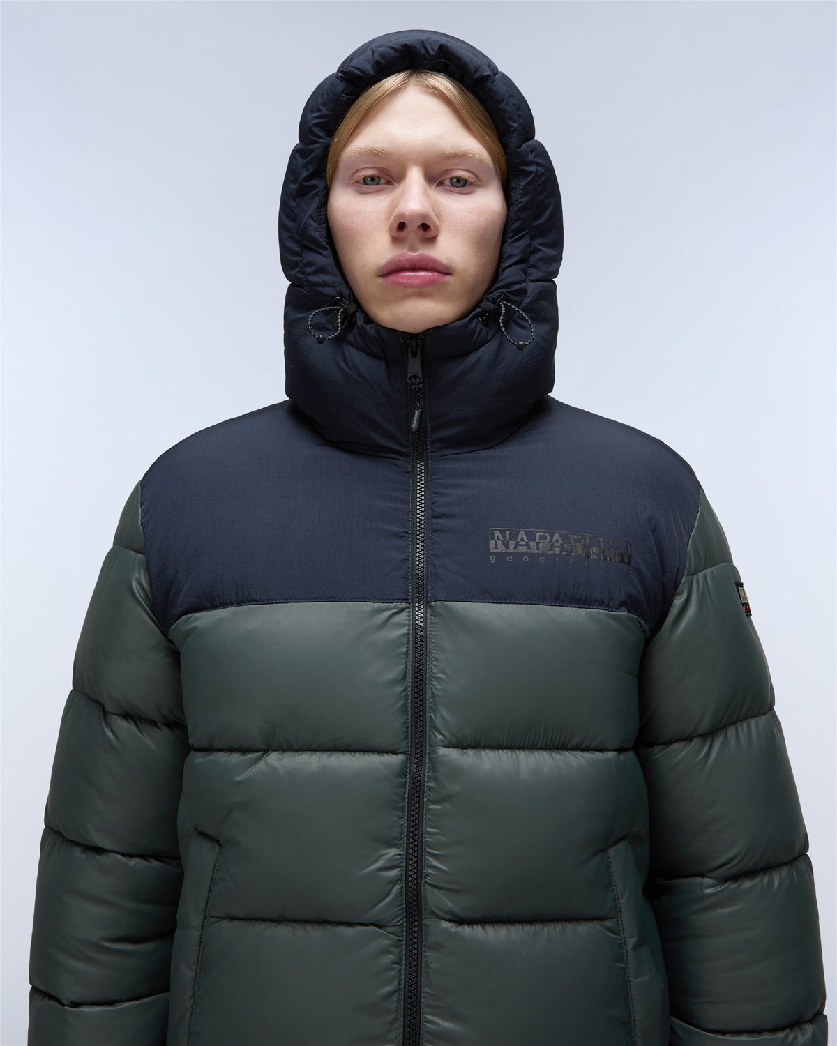 Hornelen Short Jacket