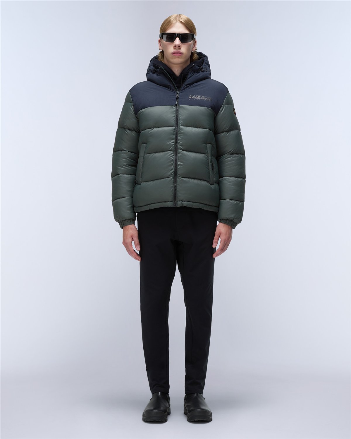 Hornelen Short Jacket