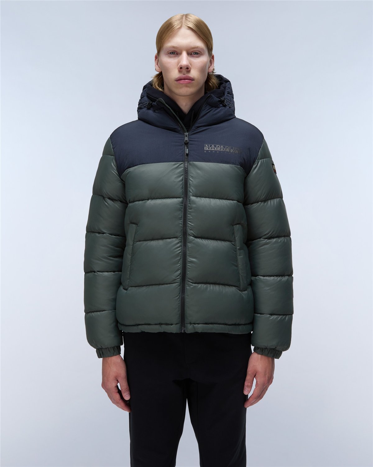 Hornelen Short Jacket