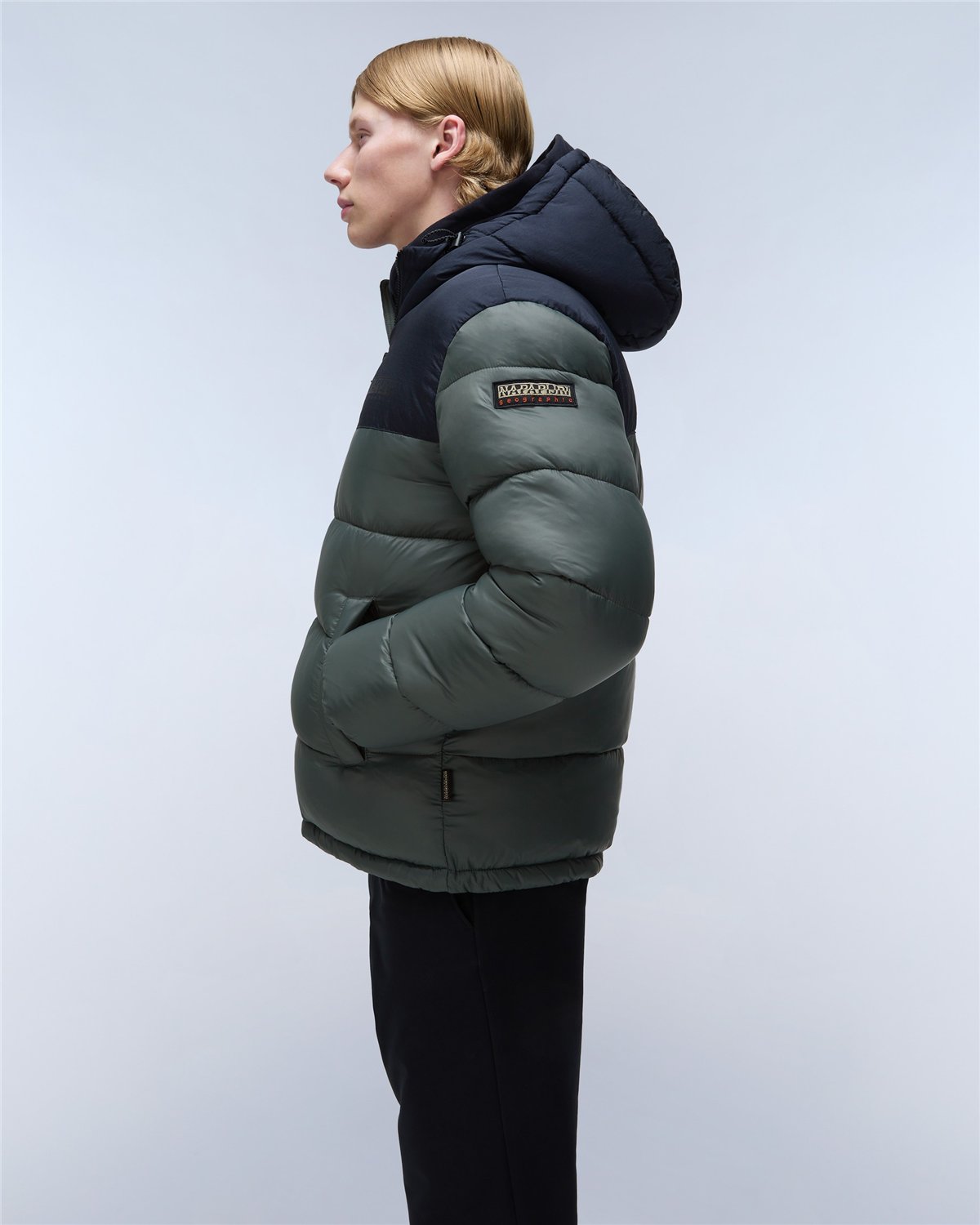 Hornelen Short Jacket