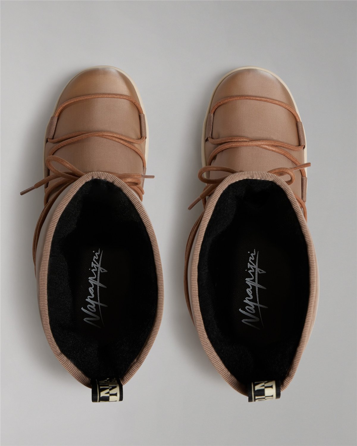 River High Snow Boots