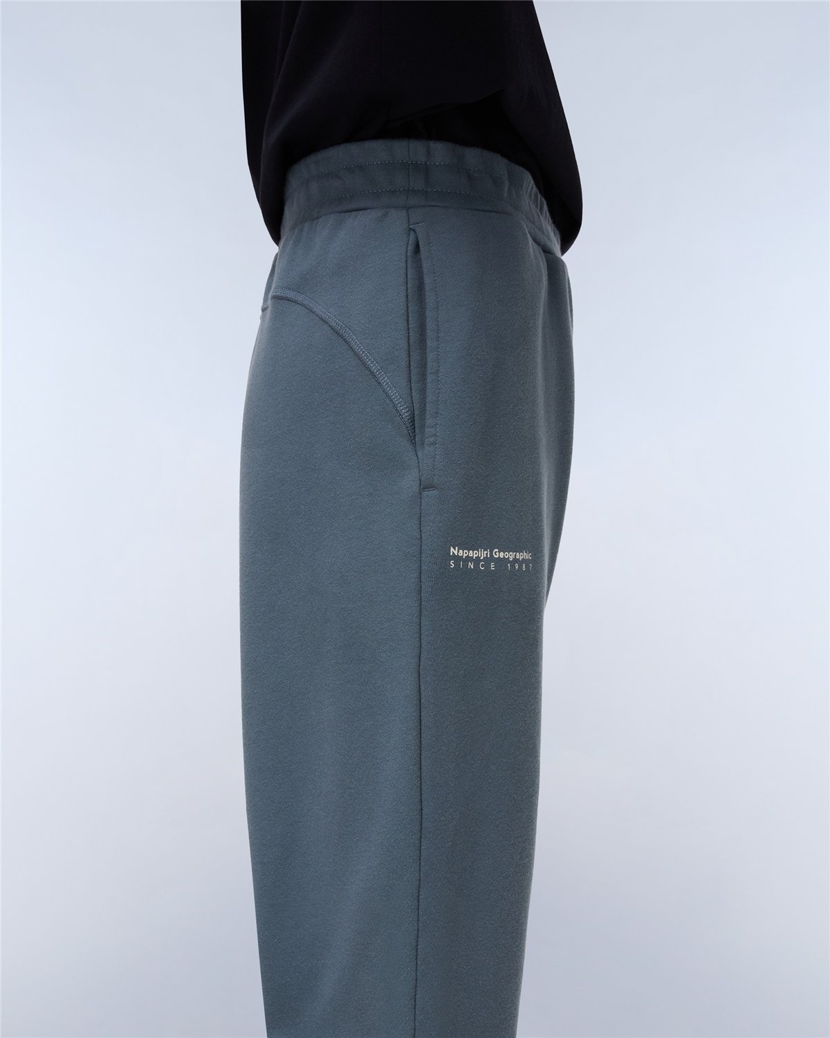 Badge Summer Cargo Joggers