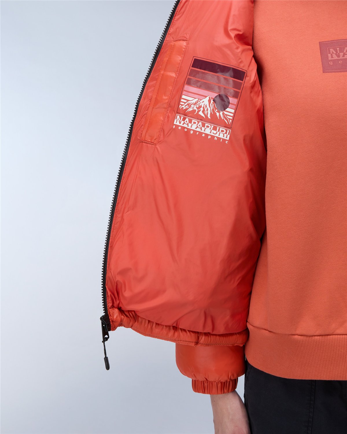 Hornelen Short Jacket