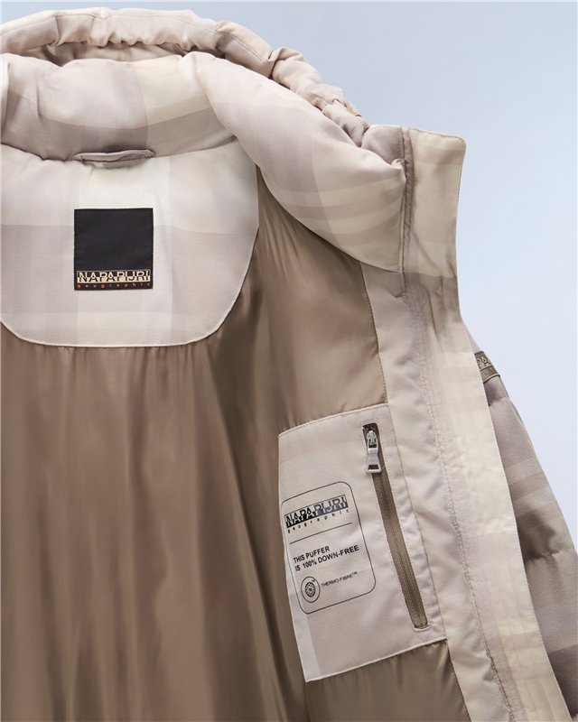 ARTIC WOM 1 NEW MILK