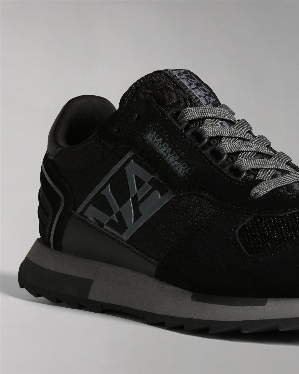 Virtus Trainers
