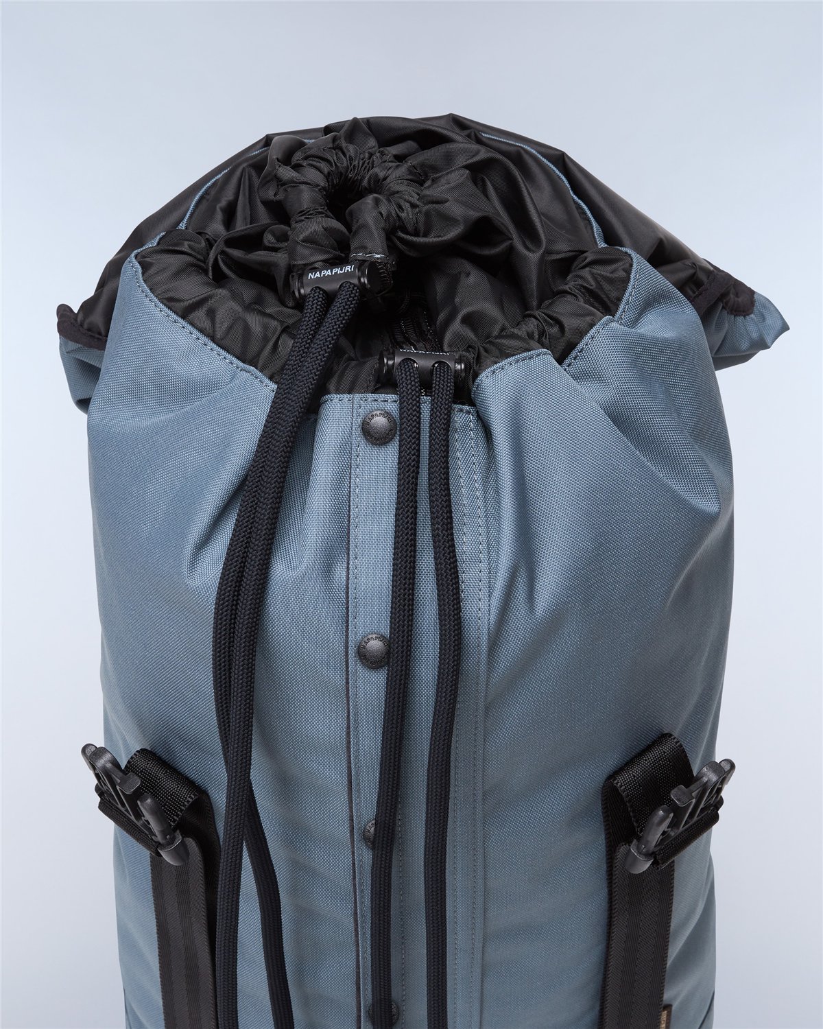 Signa Backpack - 27 L