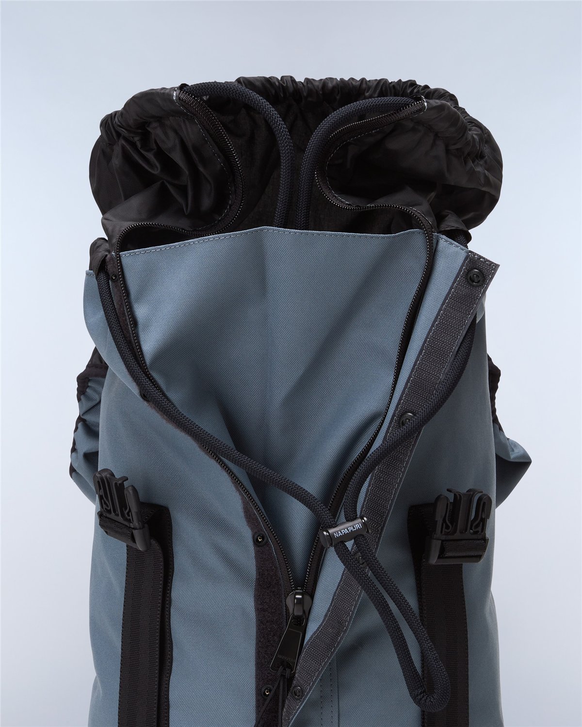 Signa Backpack - 27 L
