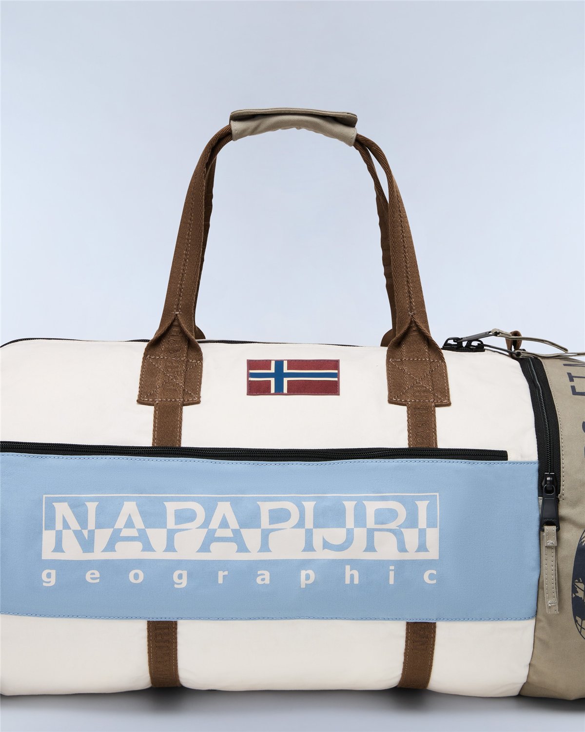 Equator Duffle Bag - 61.44 L