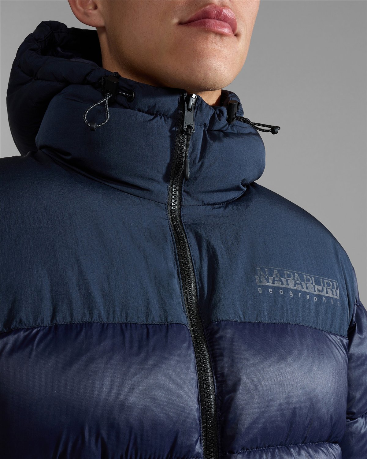 Hornelen Short Jacket