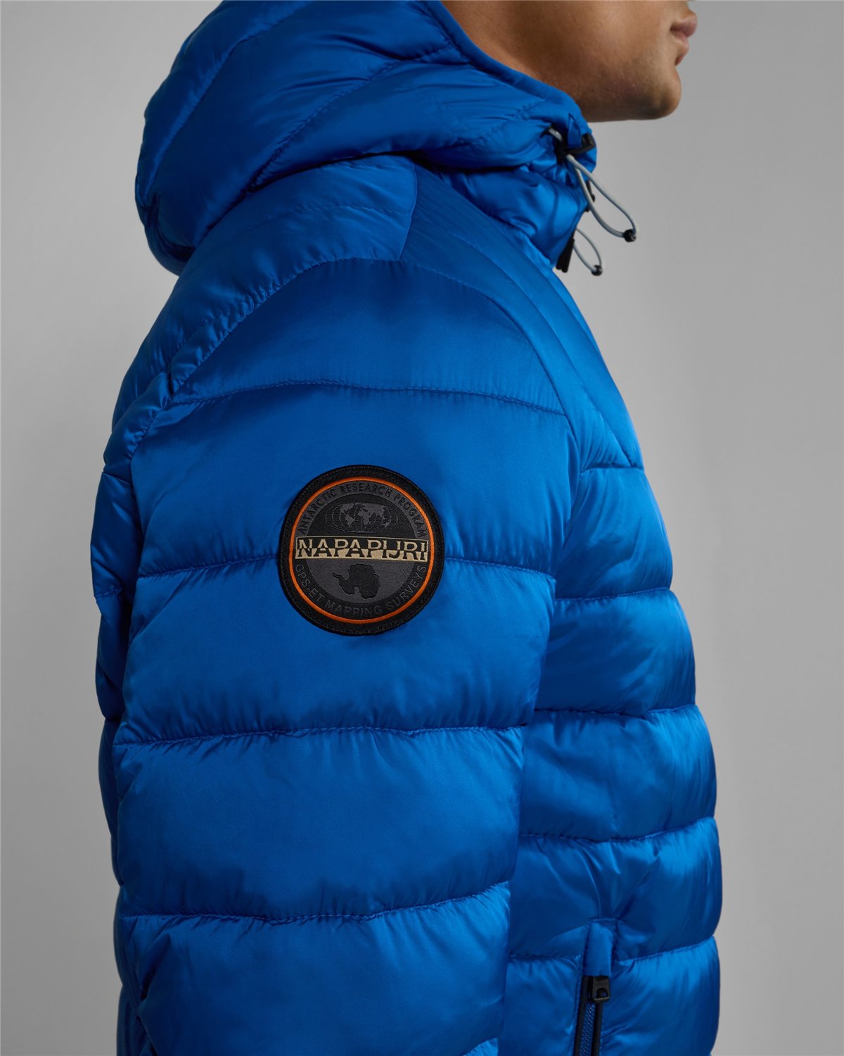 Aerons Short Jacket Adjustable hood