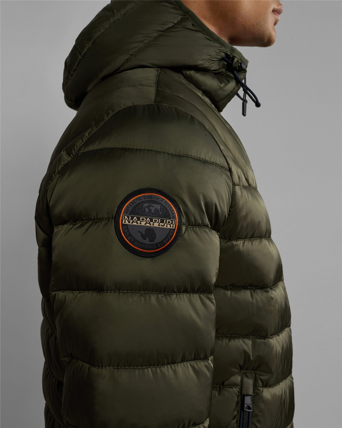 Aerons Short Jacket Adjustable hood