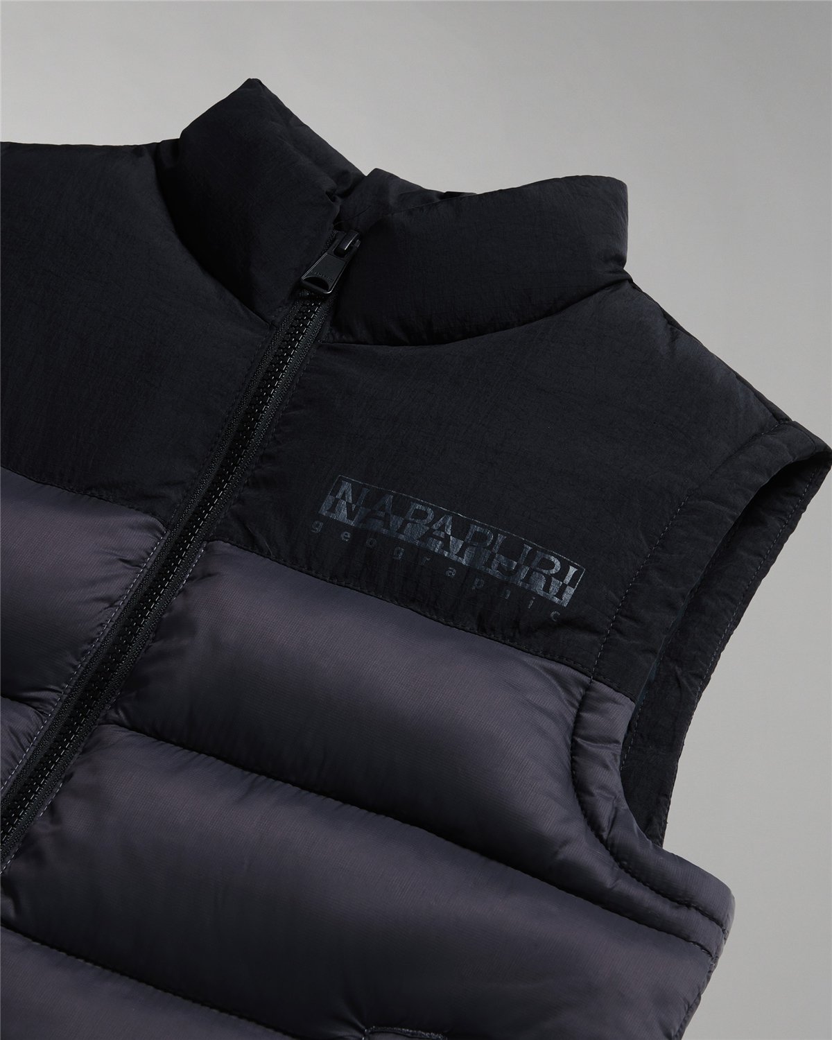 Hornelen Vest