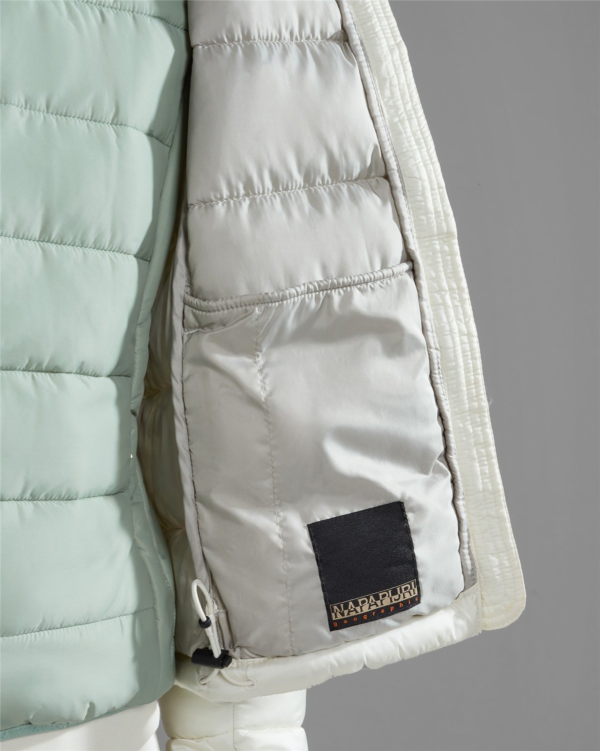 Aerons Rise Hooded Puffer Jacket